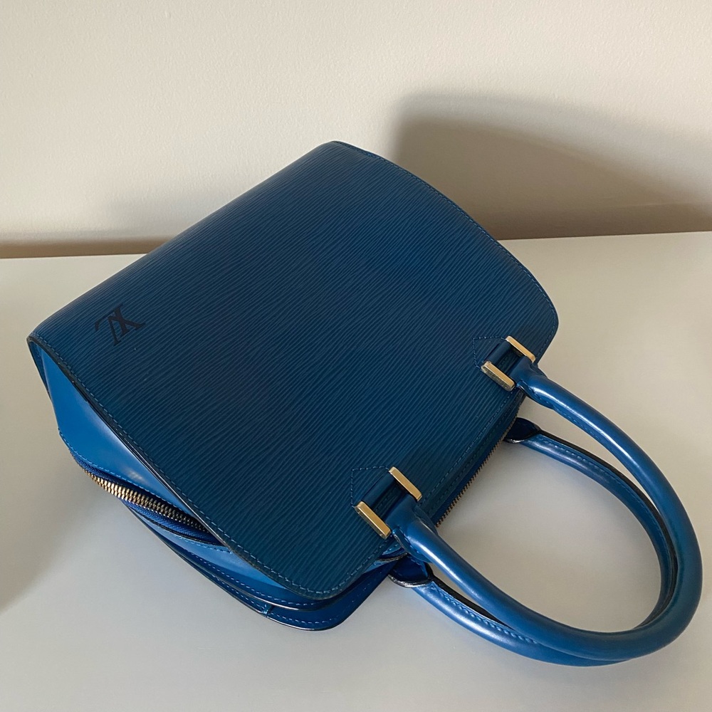 ❌SOLD❌ Louis Vuitton Blue Epi Pont Neuf - Picture 14 of 14
